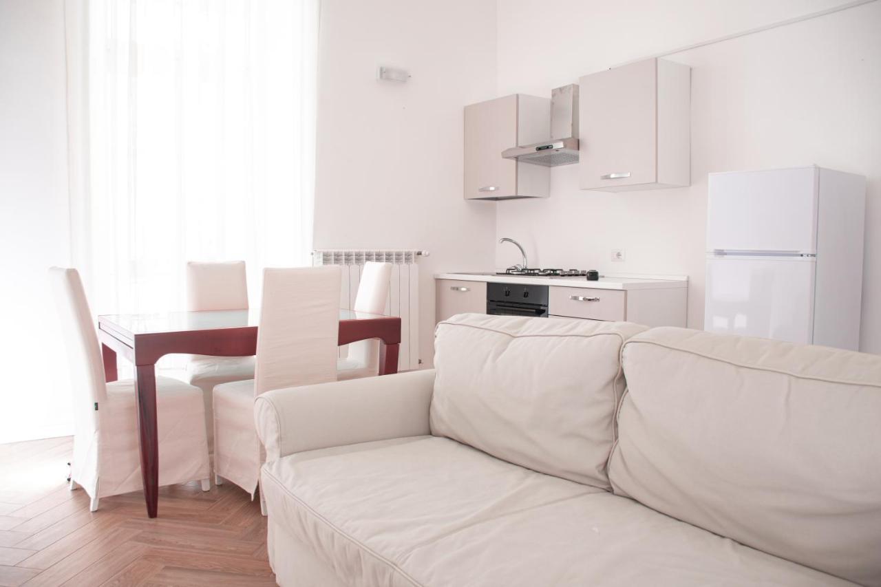 Luxury Bnb Pisacane Apartman Bari Kültér fotó